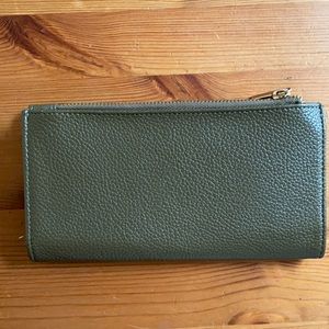 Olive Wallet